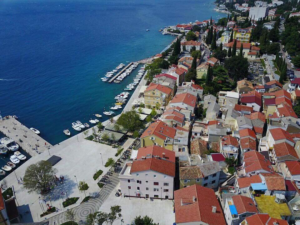 Apartments Adriatic 3 Selce Esterno foto
